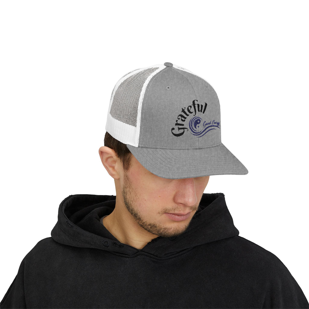 "Grateful" Good Energy Snapback Trucker Cap – A powerful mindset gift for yourself and others